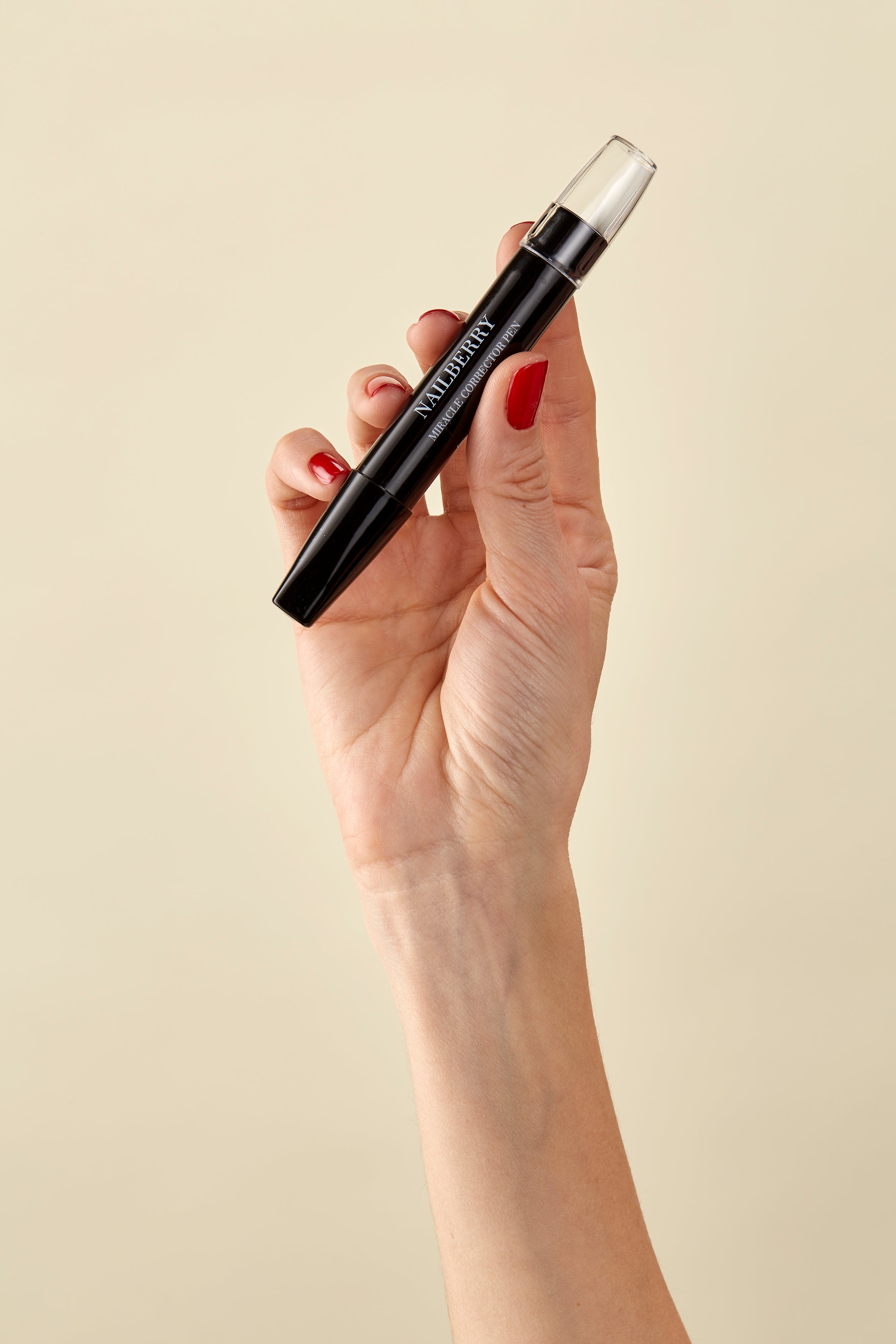nailberry-miracle-corrector-pen-pr-zisions-korrekturstift-mit-3-ersatzspitzen image 2