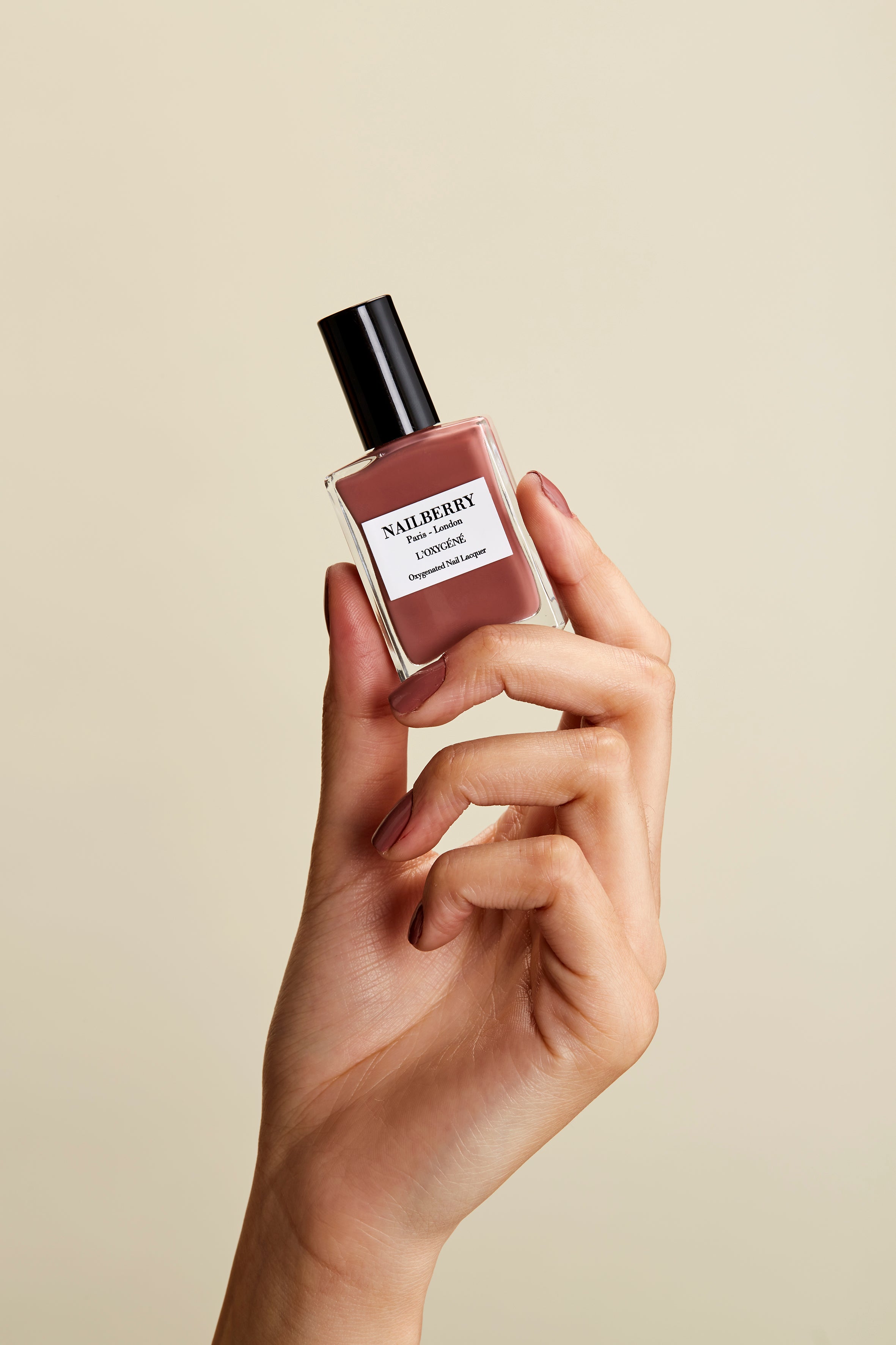 nailberry-cashmere-nagellack-vintage-pink-nude-opaque image 4