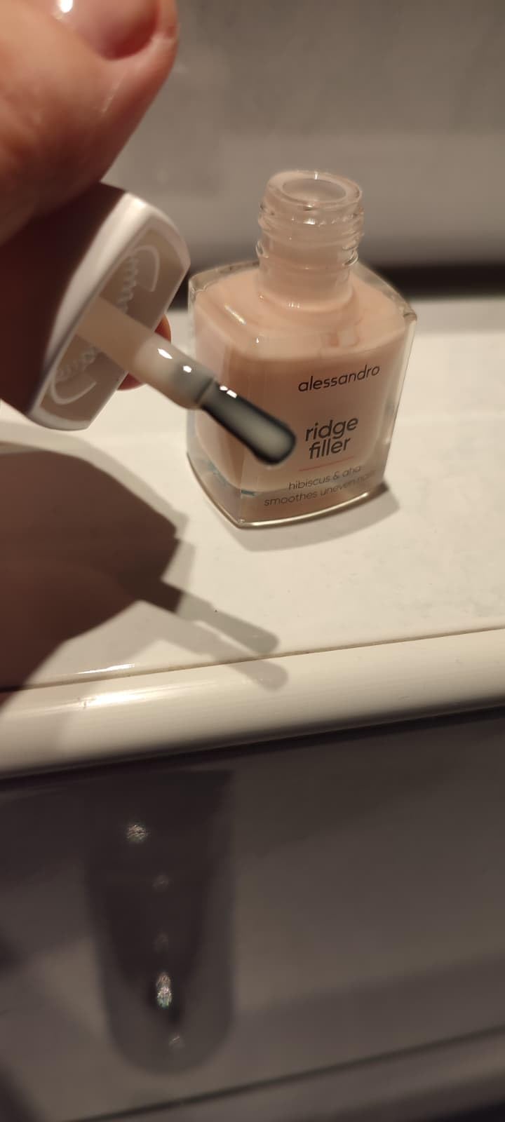 Macht super glatte Nägel