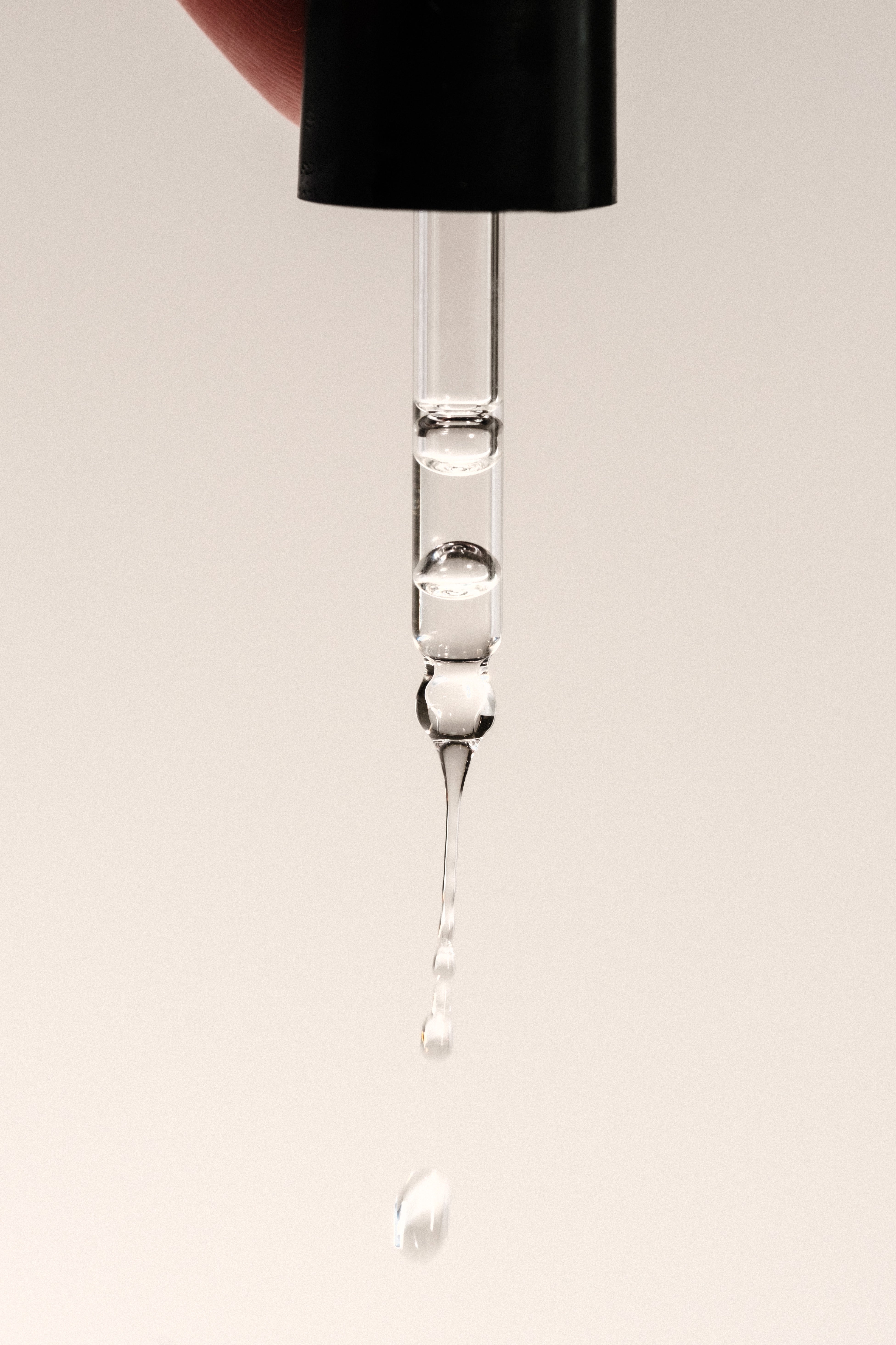 nailberry-the-no-wait-duo-pflegeset-fast-dry-gloss-drops image 5