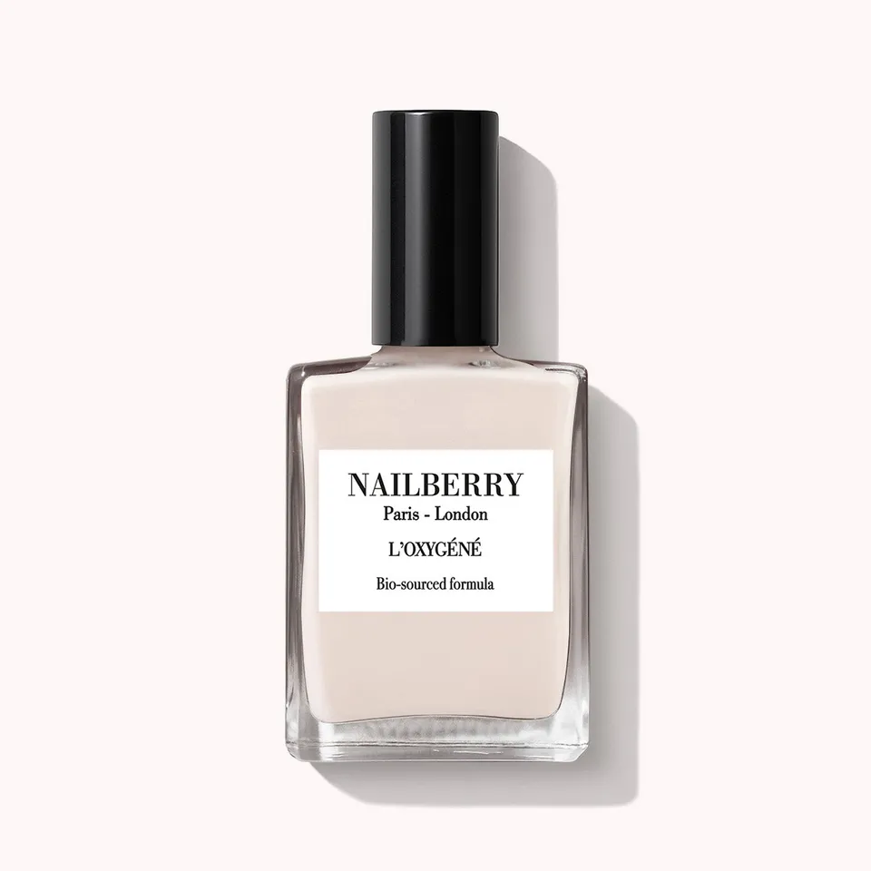 nailberry-almond-nagellack-off-white-nude-opaque image 1