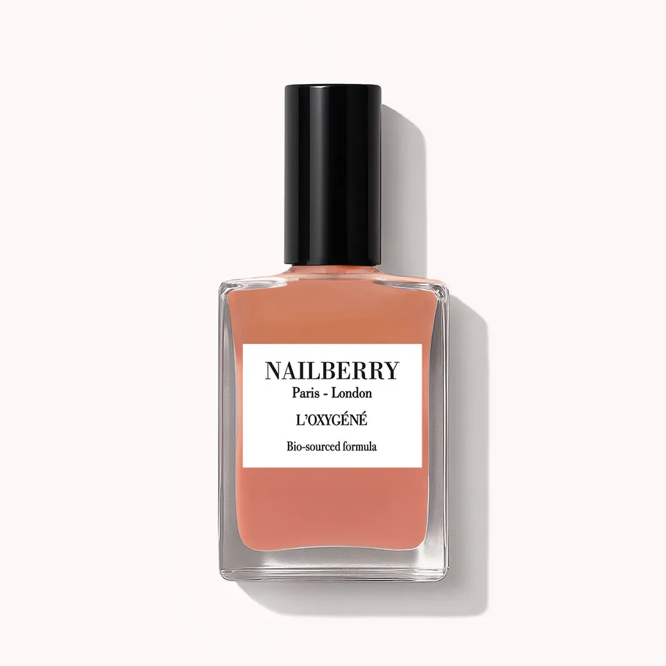 nailberry-made-you-blush-nagellack-peach-blush-jelly-gloss image 1