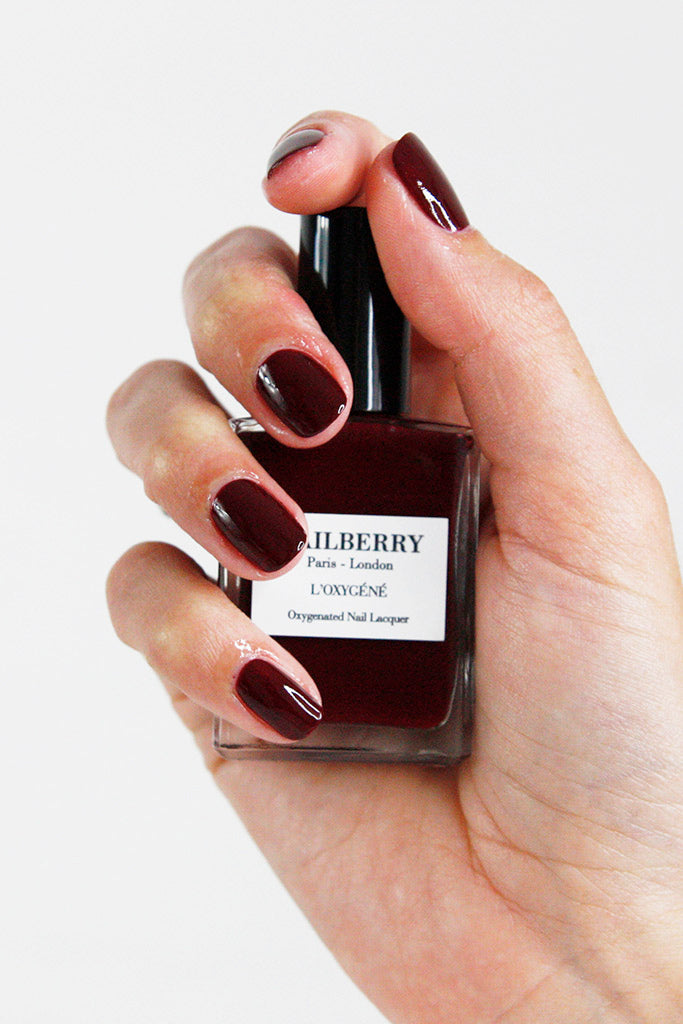 nailberry-grateful-nagellack-tiefes-burgunder-rot-opaque image 2
