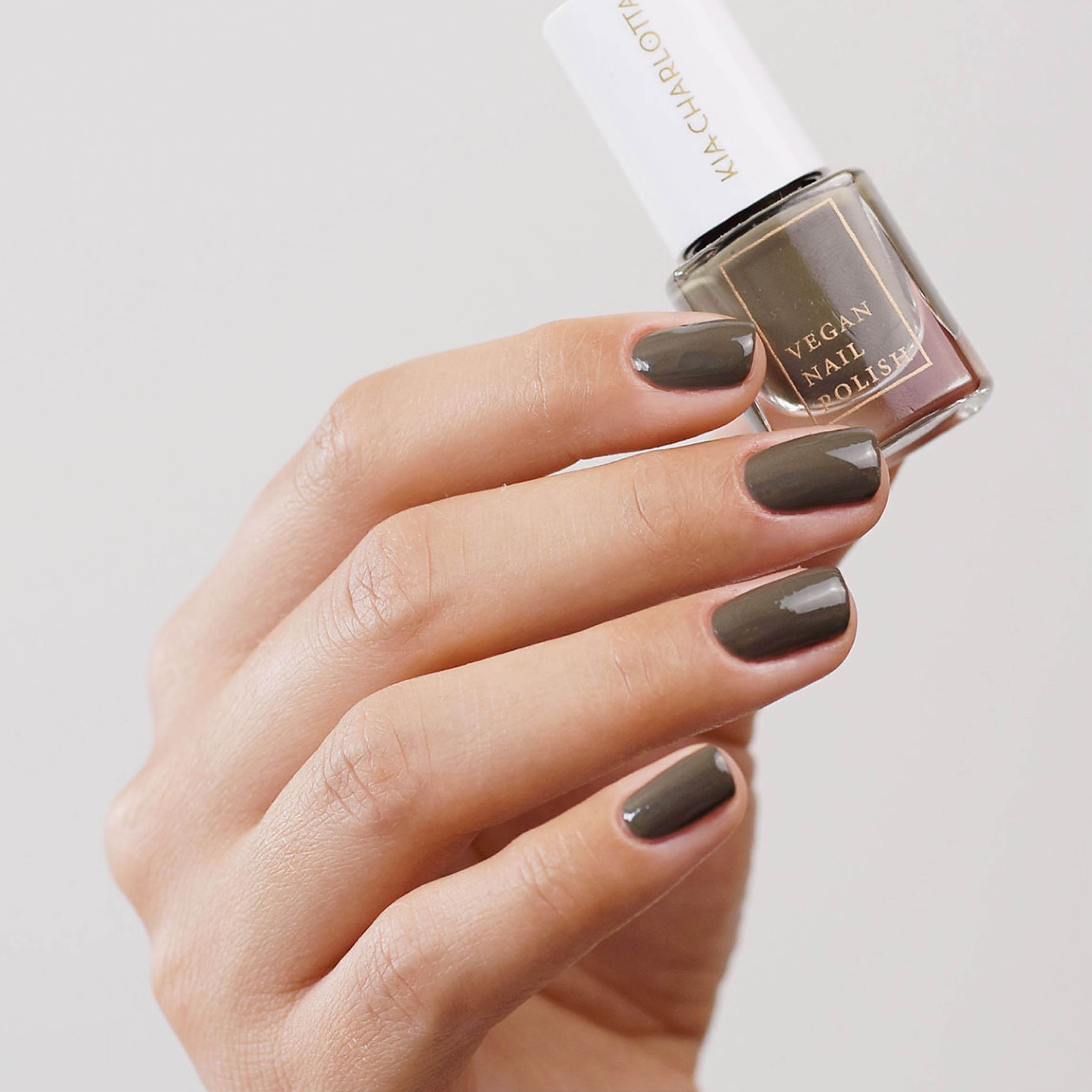 kia-charlotta-nagellack-inspired-gedeckt-gr-n image 2