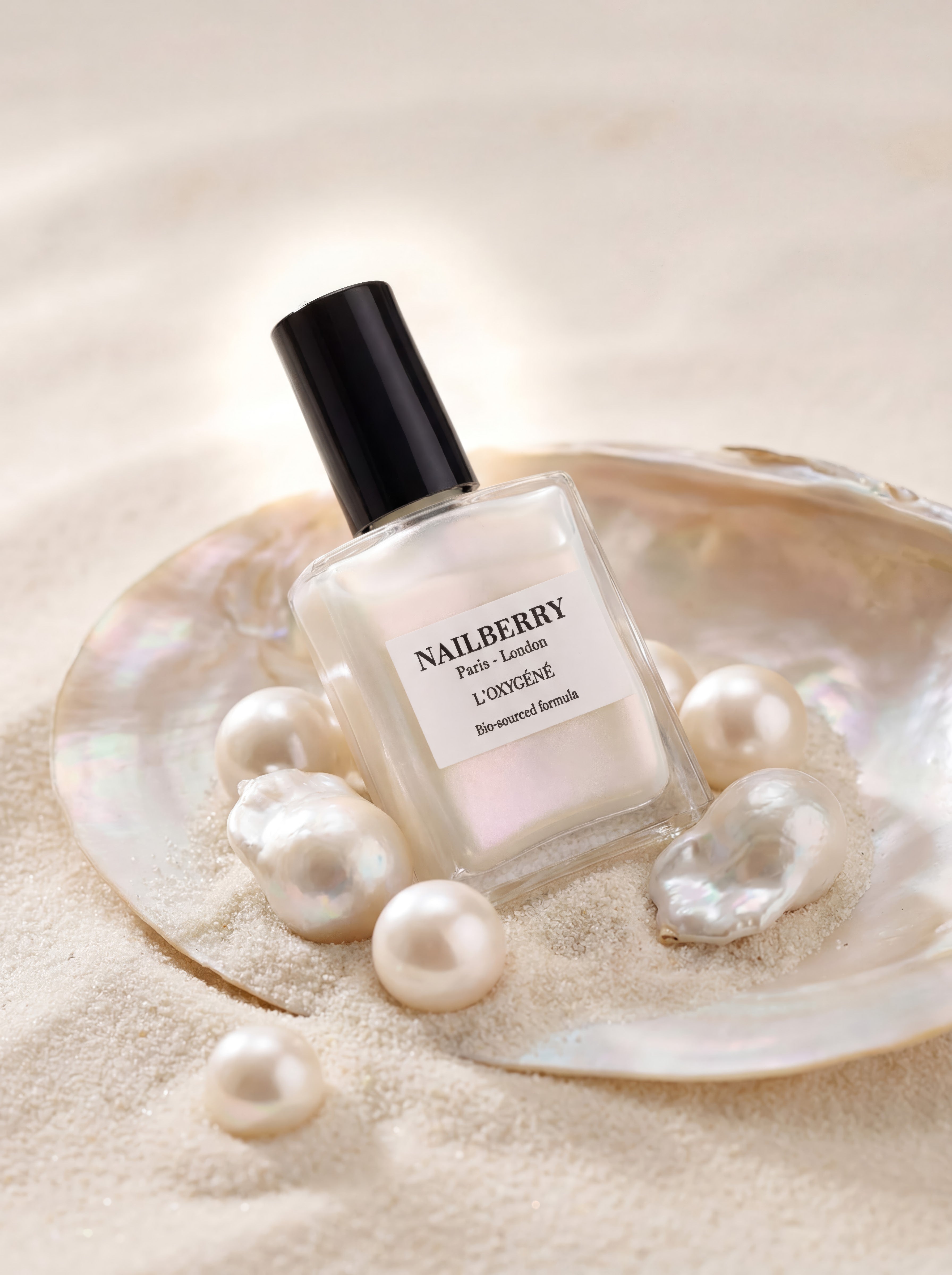nailberry-inner-glow-nagellack-iridescent-white-aura image 5