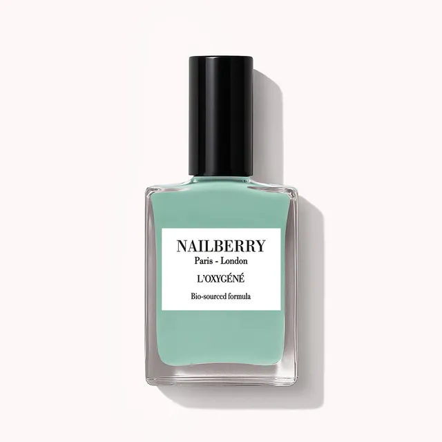 nailberry-wild-sage-nagellack-kreidiges-pastell-salbei-opaque image 1