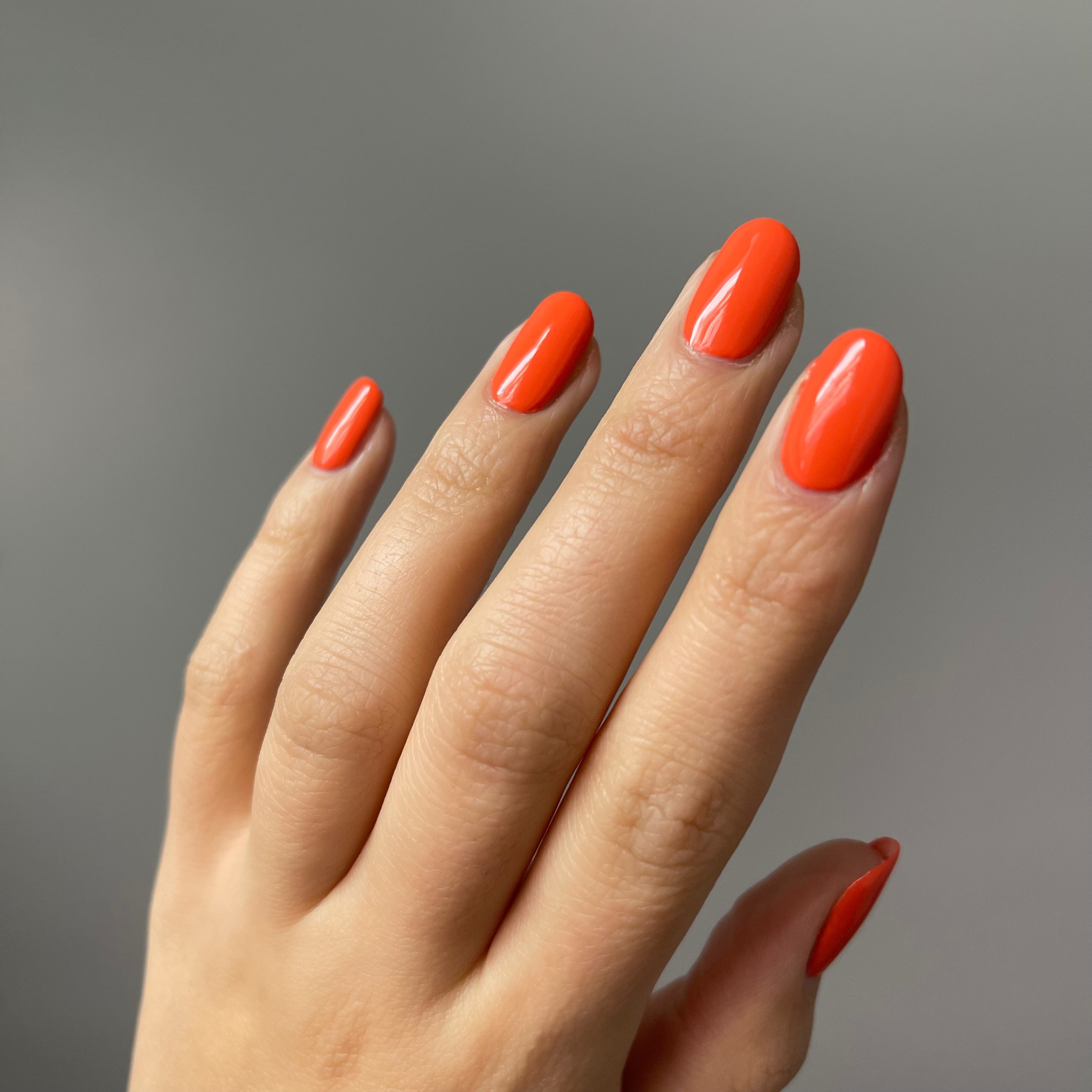 nailberry-decadence-nagellack-leuchtendes-orange-opaque image 3