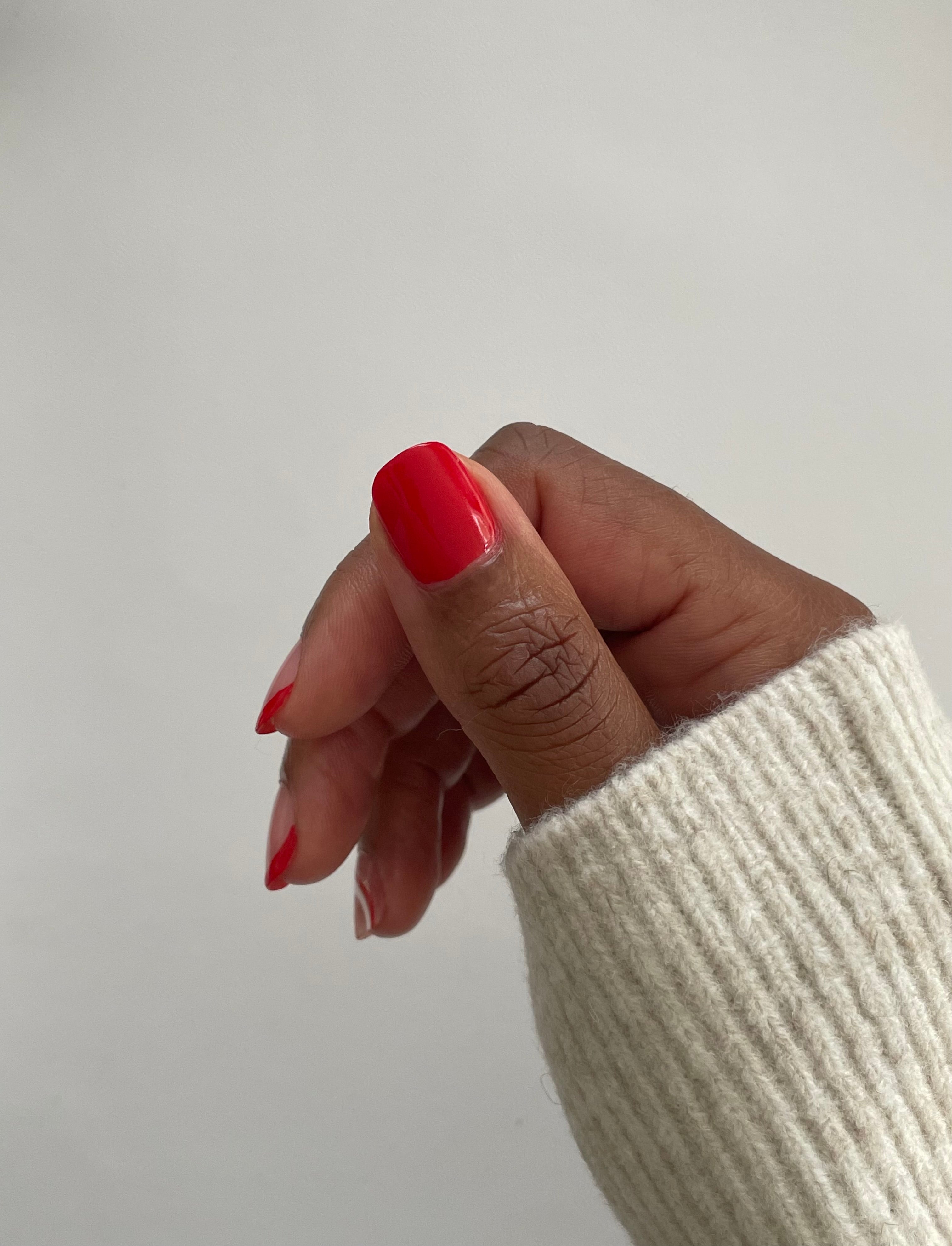 nailberry-pop-my-berry-nagellack-bright-orange-red-opaque image 4