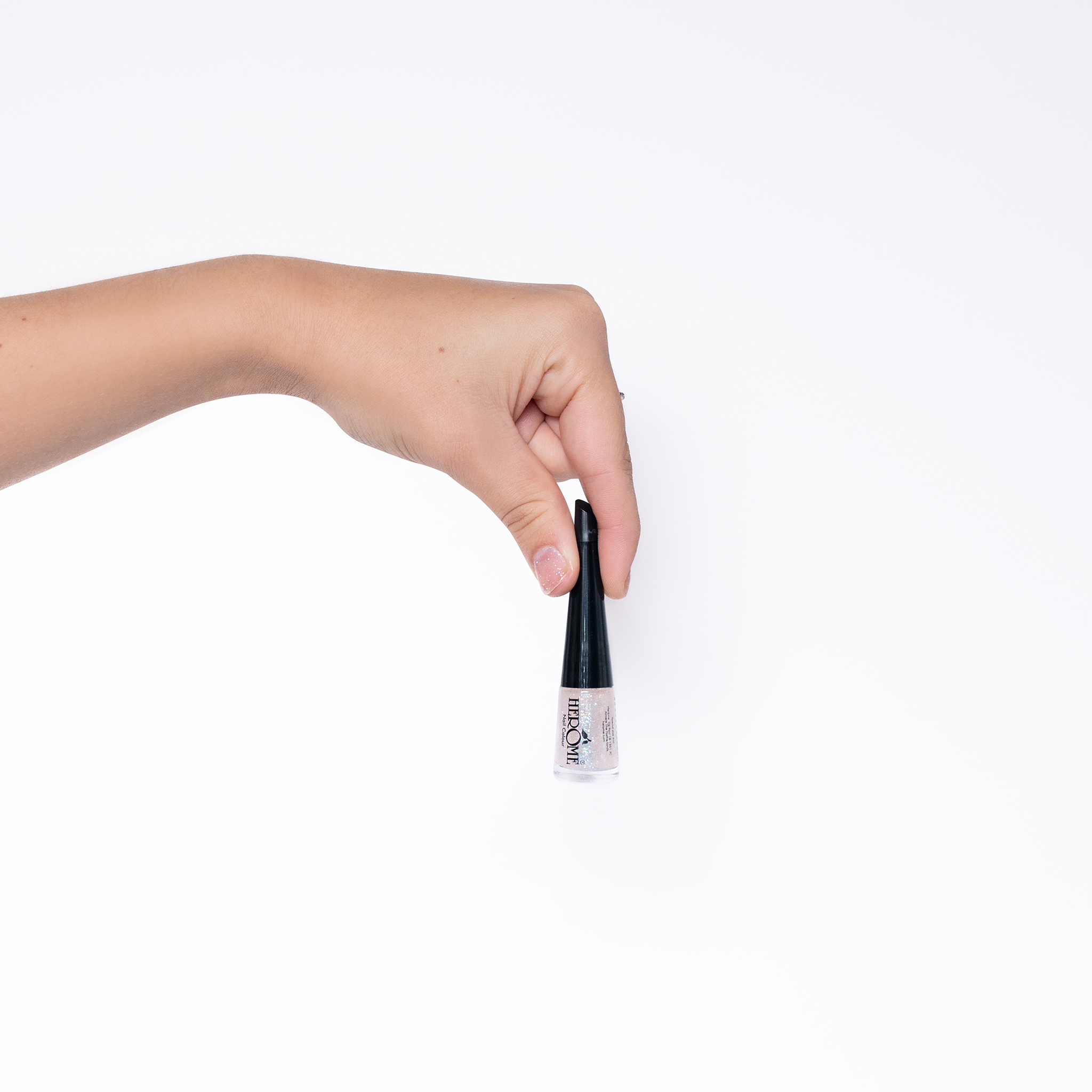 her-me-take-away-nagelfarbe-1-4-ml-clean-colour image 2