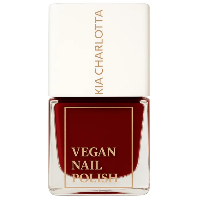 kia-charlotta-fearless-nagellack-tiefes-statement-rot image 1