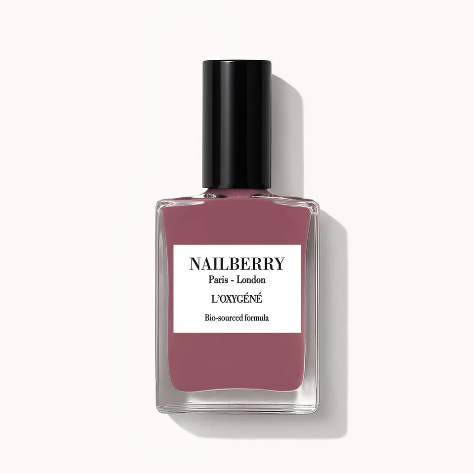 nailberry-fashionista-nagellack-warm-creamy-lilac-opaque image 1