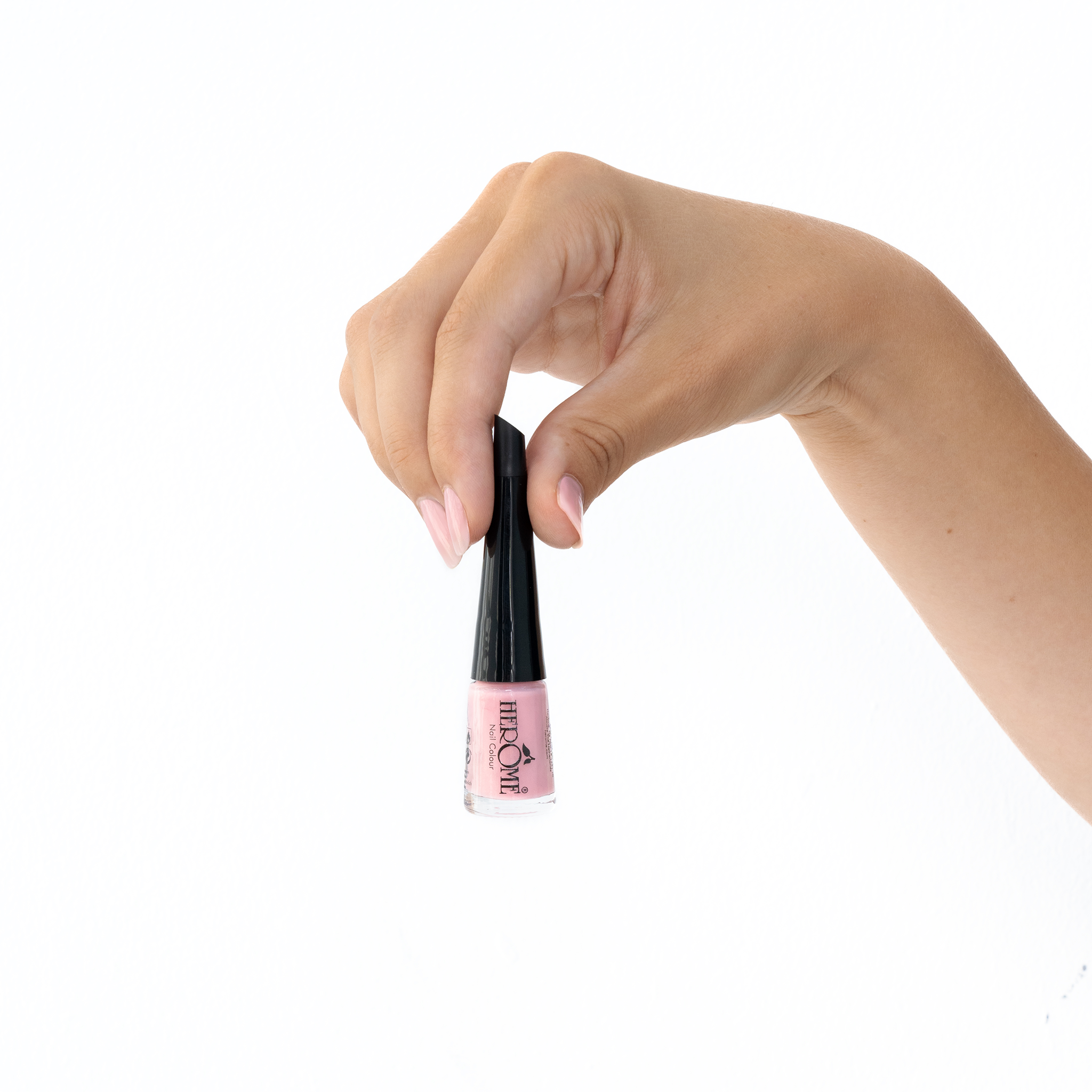 her-me-nagelfarbe-zum-mitnehmen-17-take-away-nail-colour-4-ml image 2