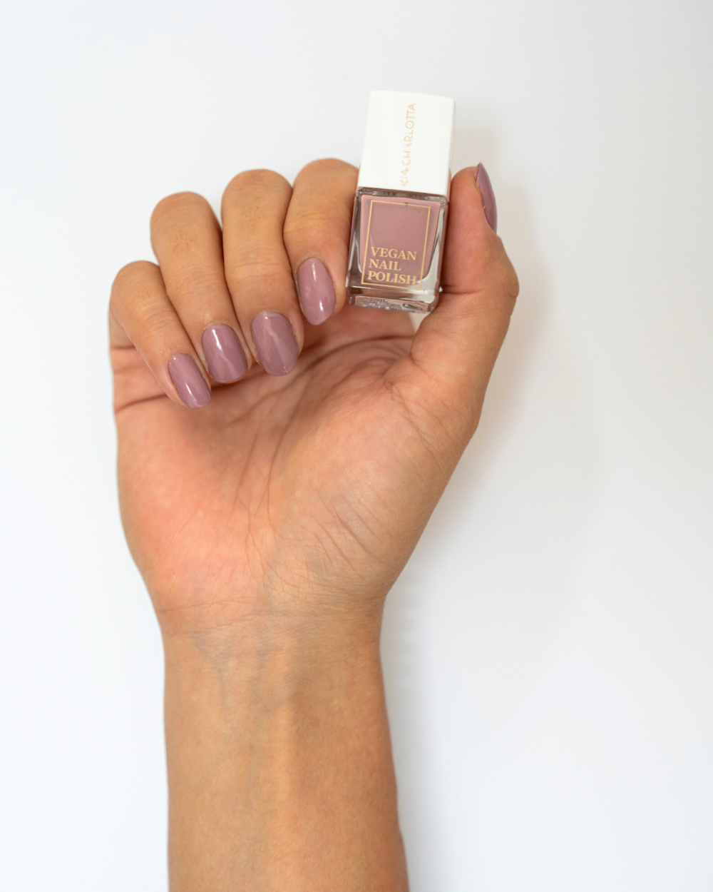kia-charlotta-nagellack-blush-rosenholz-matt image 2