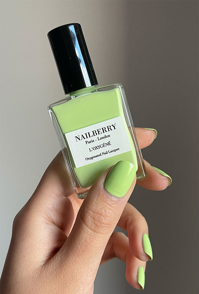 nailberry-pistachi-oh-nagellack-pistazien-gr-n-opaque image 2