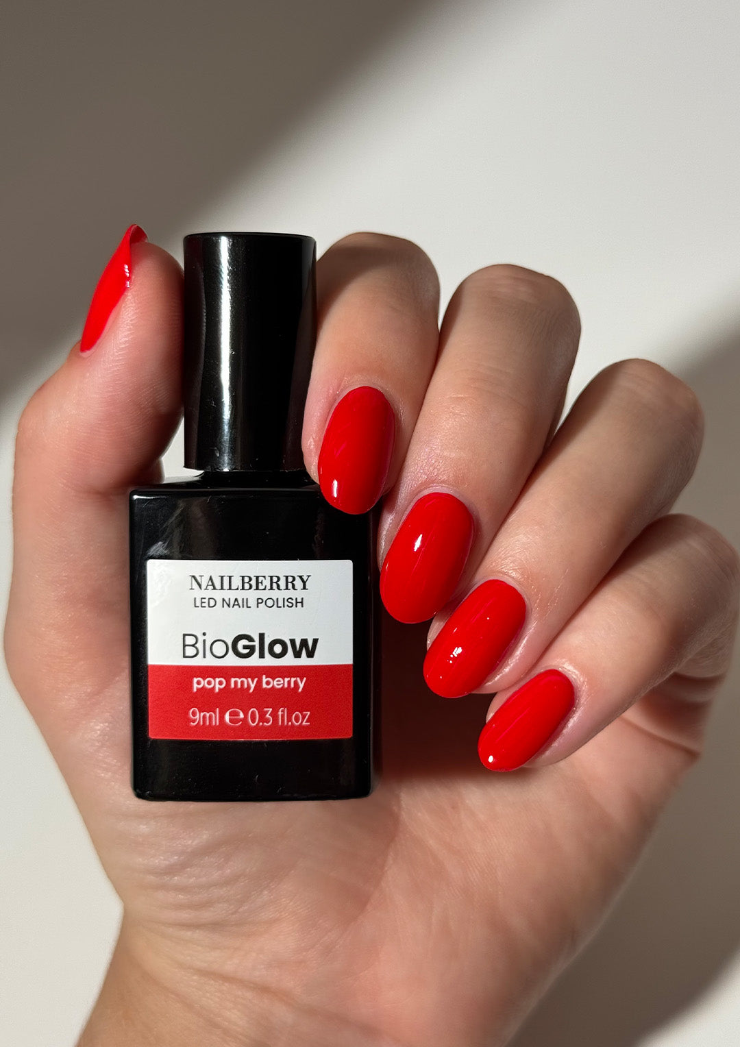nailberry-bioglow-pop-my-berry-led-nagellack-orange-rot image 3