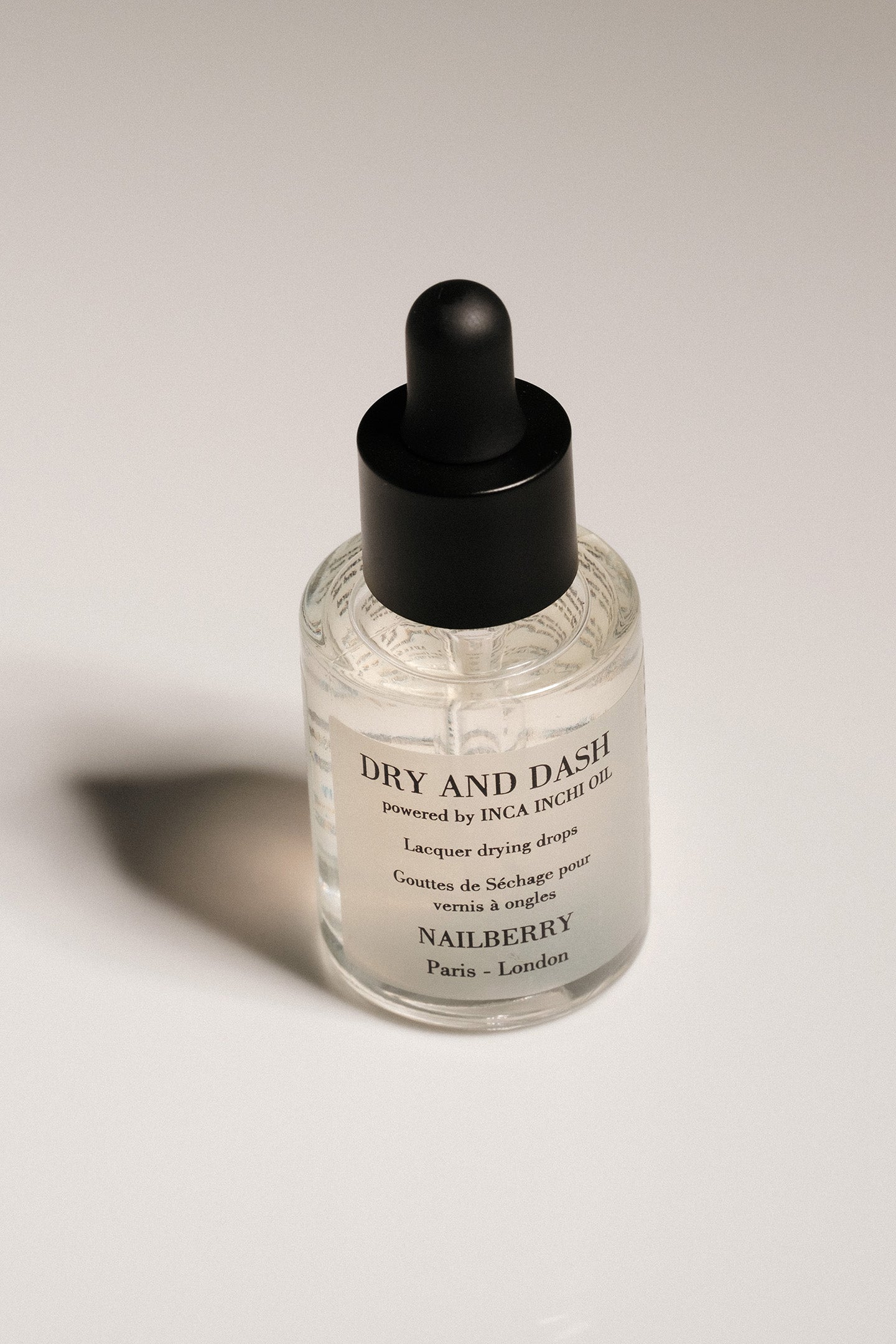 nailberry-dry-dash-drying-drops-lack-trocknungstropfen image 4