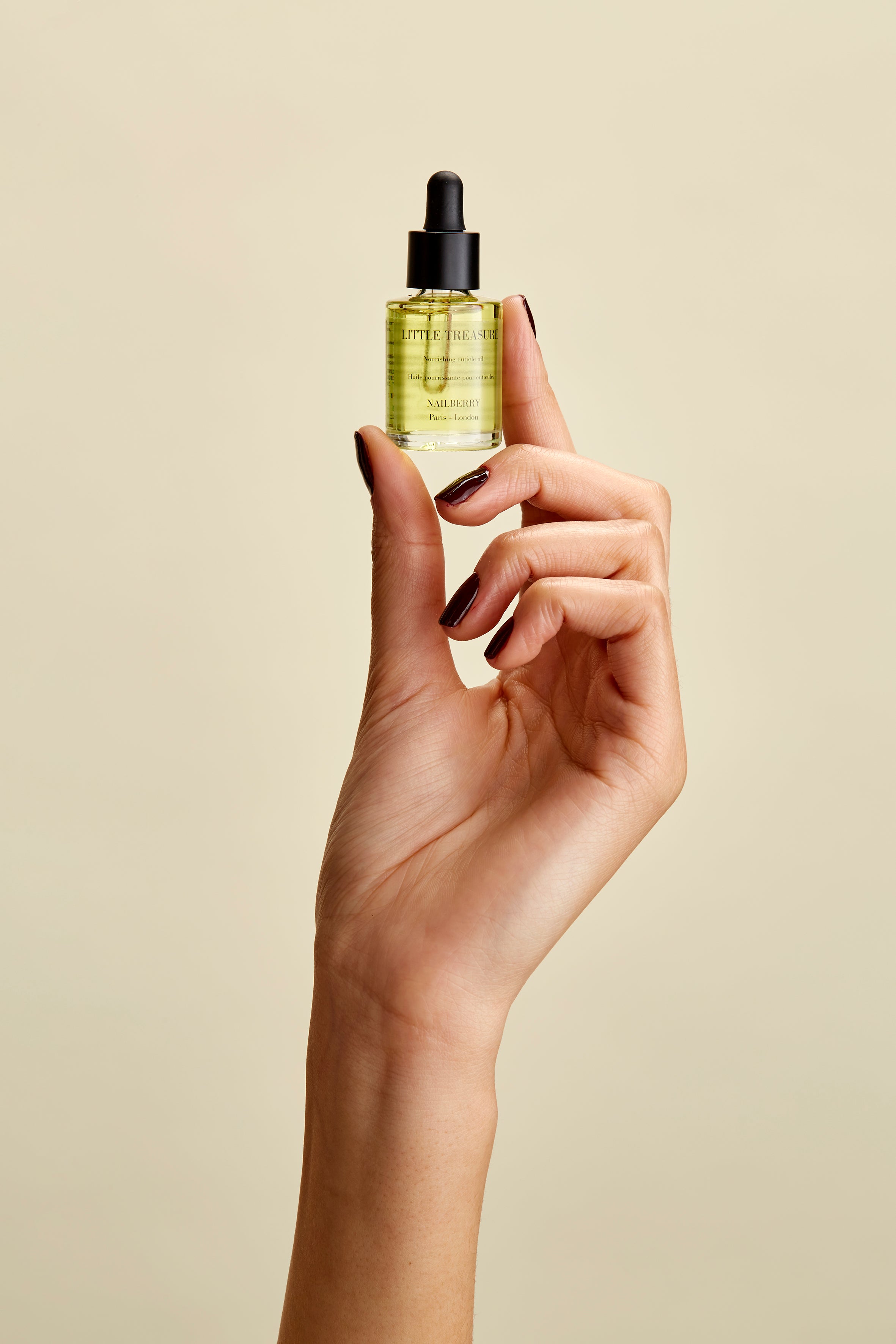 nailberry-damage-control-nagelpflege-geschenkset-rescue-serum-cuticle-oil image 5