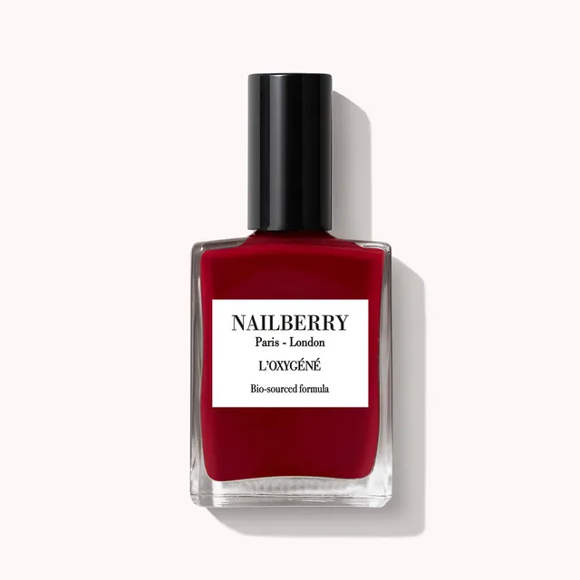 nailberry-le-temps-des-cerises-nagellack-tiefrot-burgunder image 1