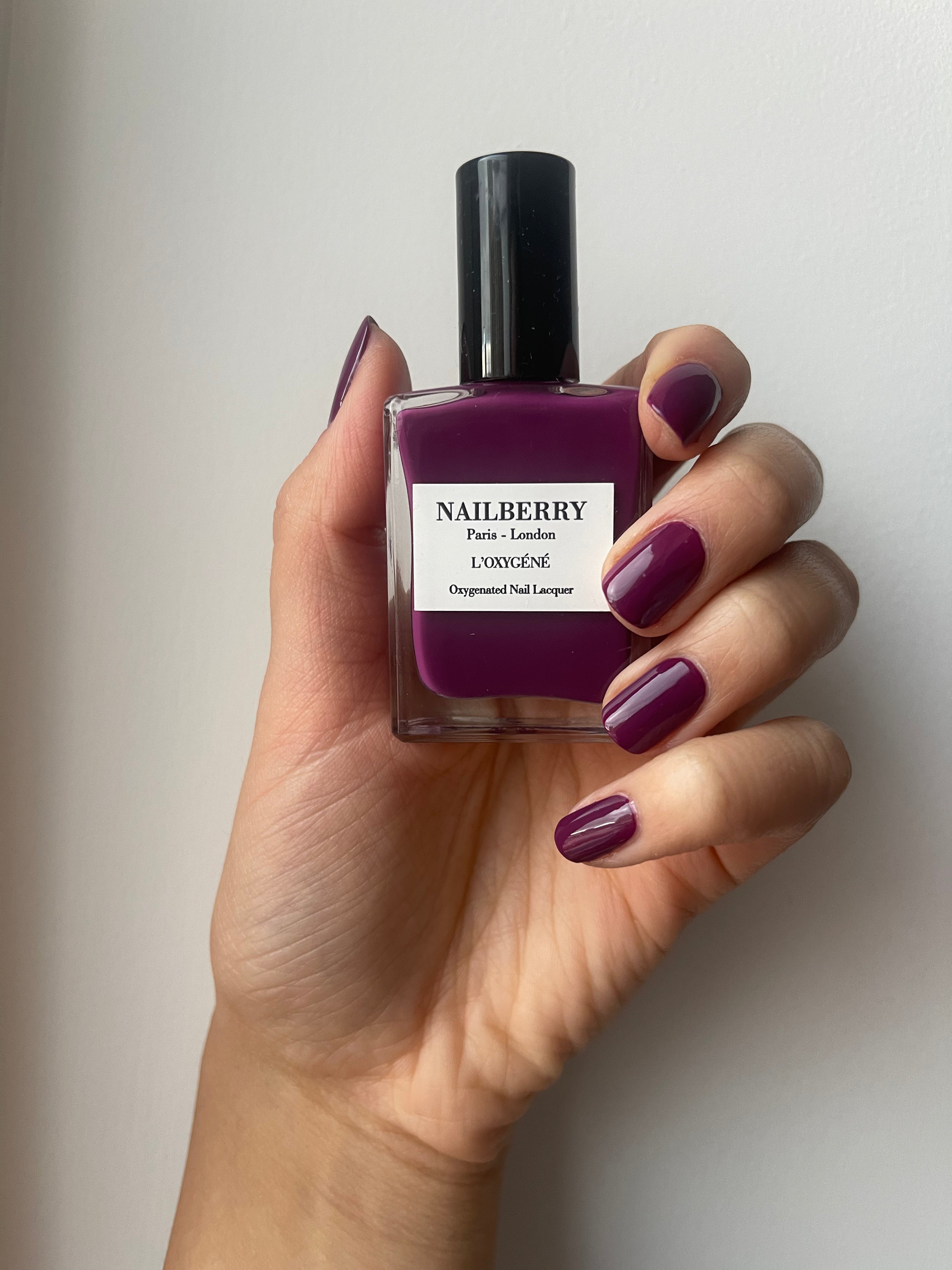 nailberry-extravagant-nagellack-power-plum-violett-opaque image 3