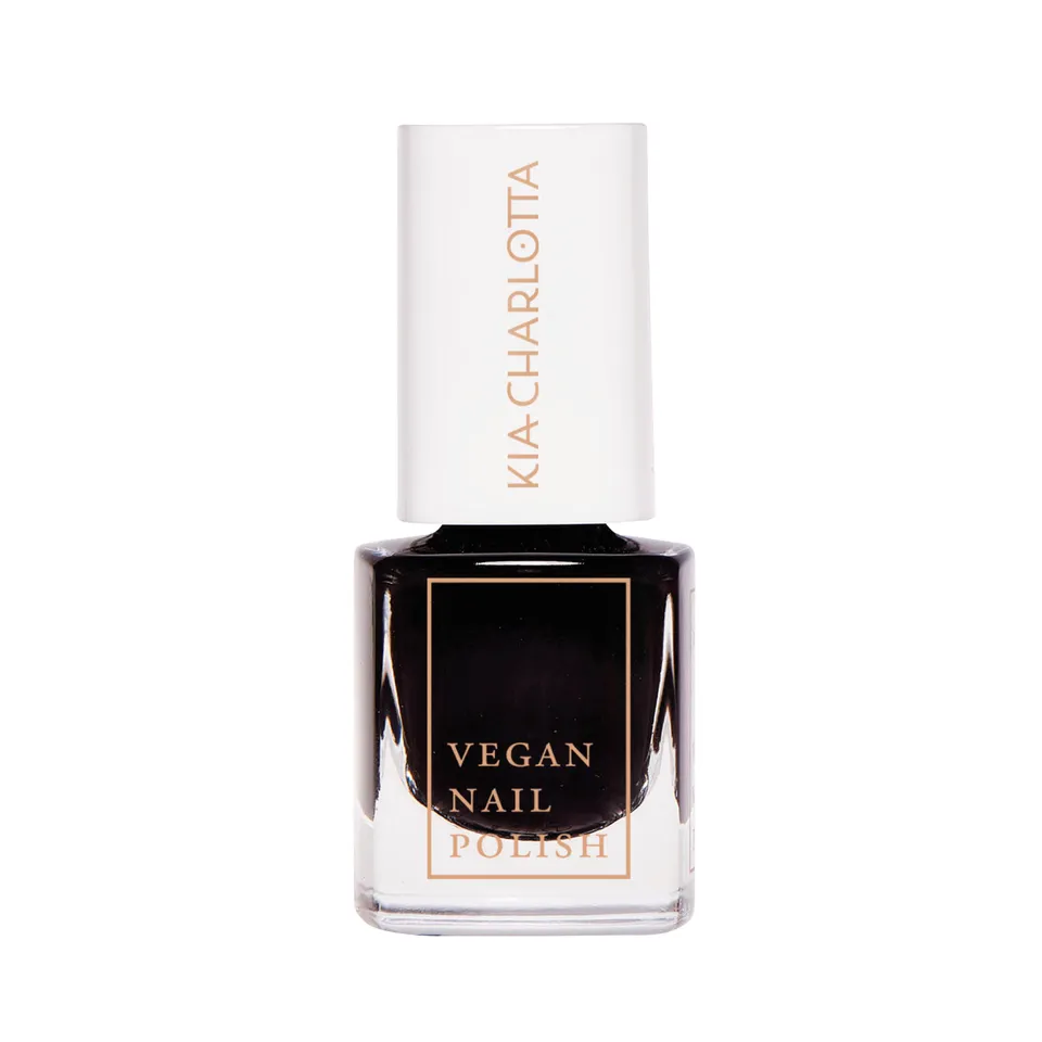 kia-charlotta-a-brave-soul-nagellack-schwarz-2 image 1