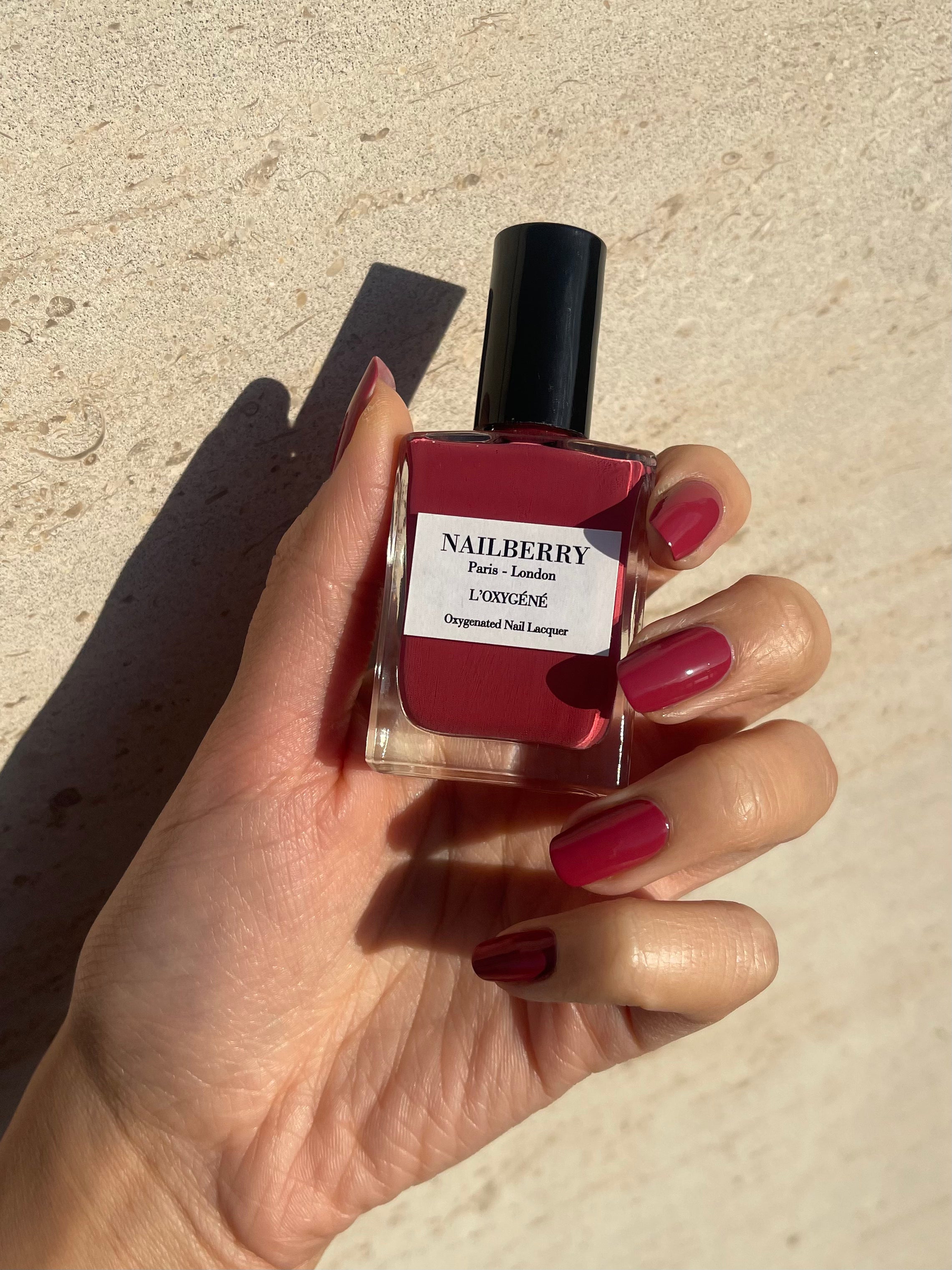 nailberry-hippie-chic-nagellack-burgunder-rosa-opaque image 2