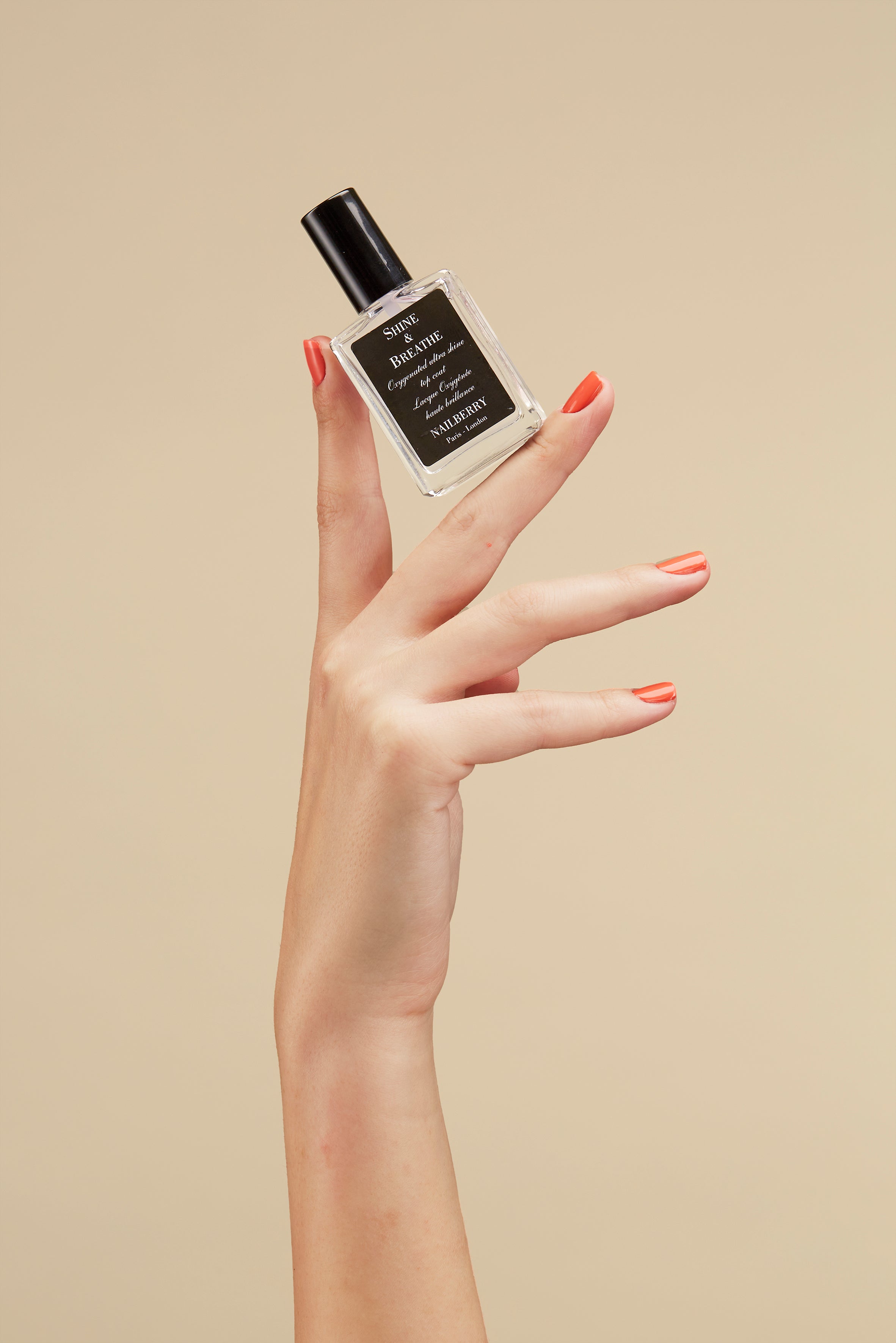 nailberry-shine-breathe-top-coat-high-gloss-versiegelung image 2