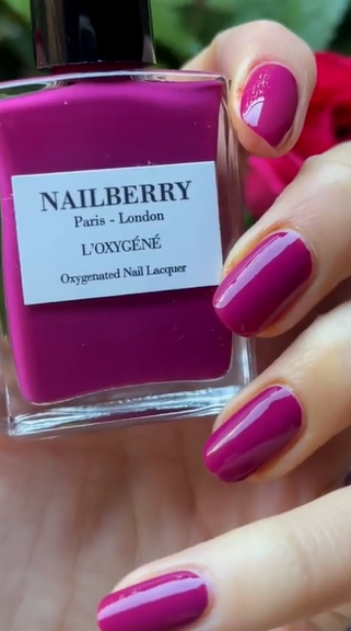 nailberry-raspberry-nagellack-rot-fuchsia-opaque image 2