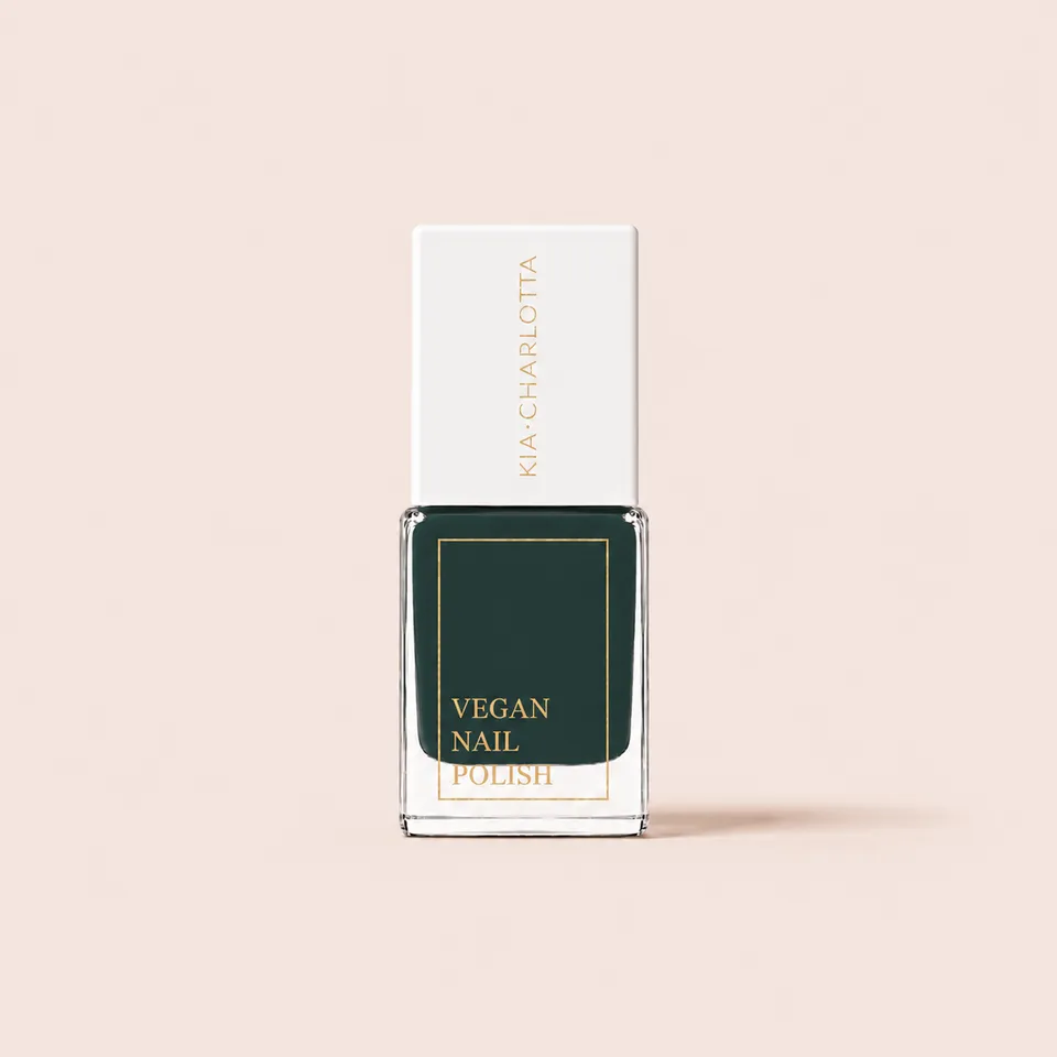 kia-charlotta-victorian-veganer-nagellack-british-racing-green image 1