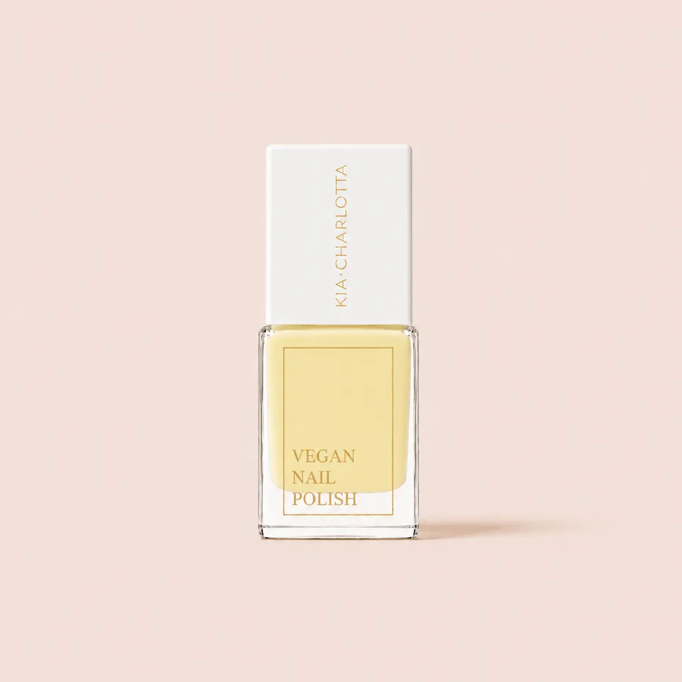 kia-charlotta-pale-banana-nagellack-pastellgelb image 1