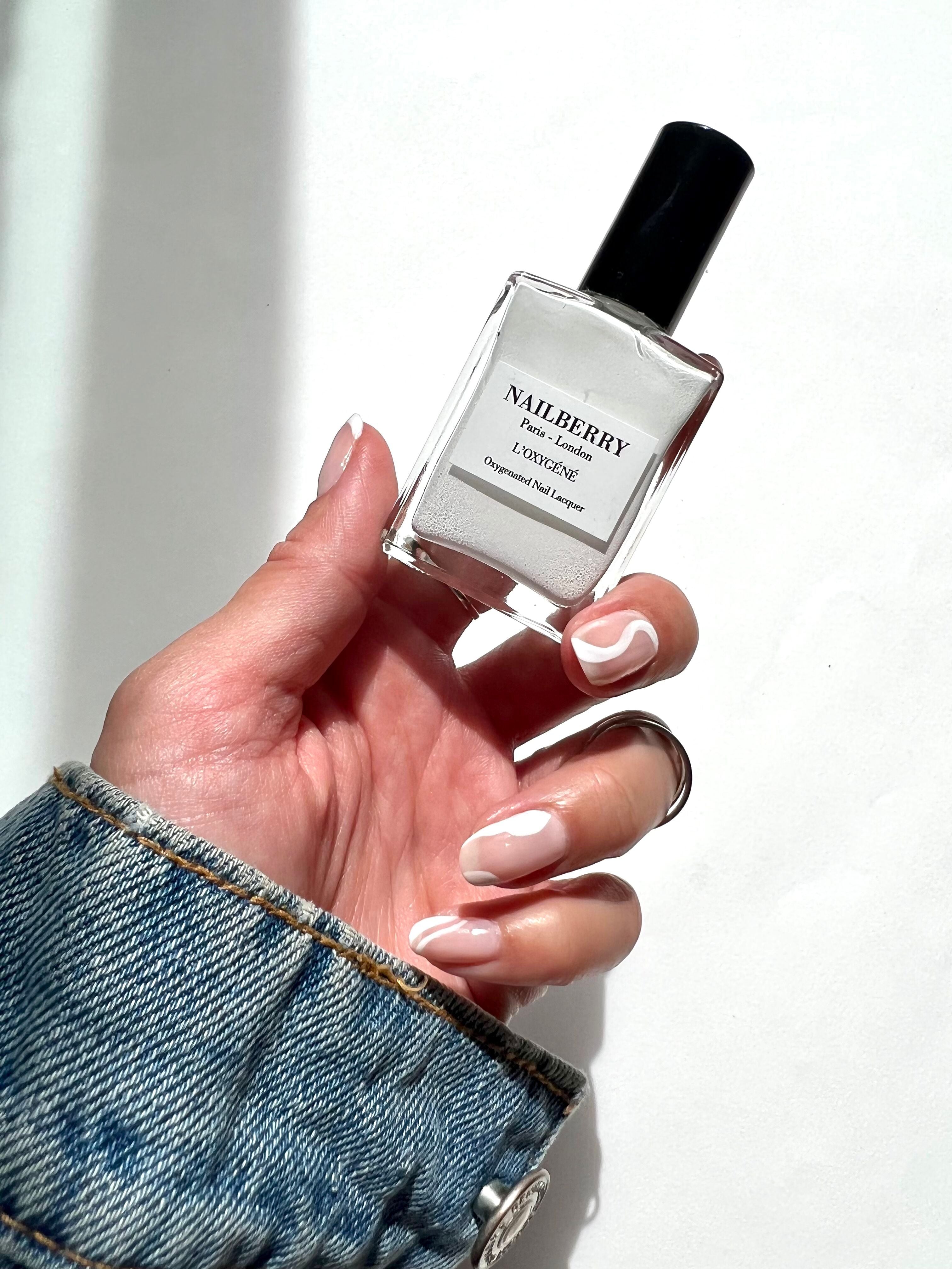 nailberry-flocon-nagellack-pure-brilliant-white-opaque image 2