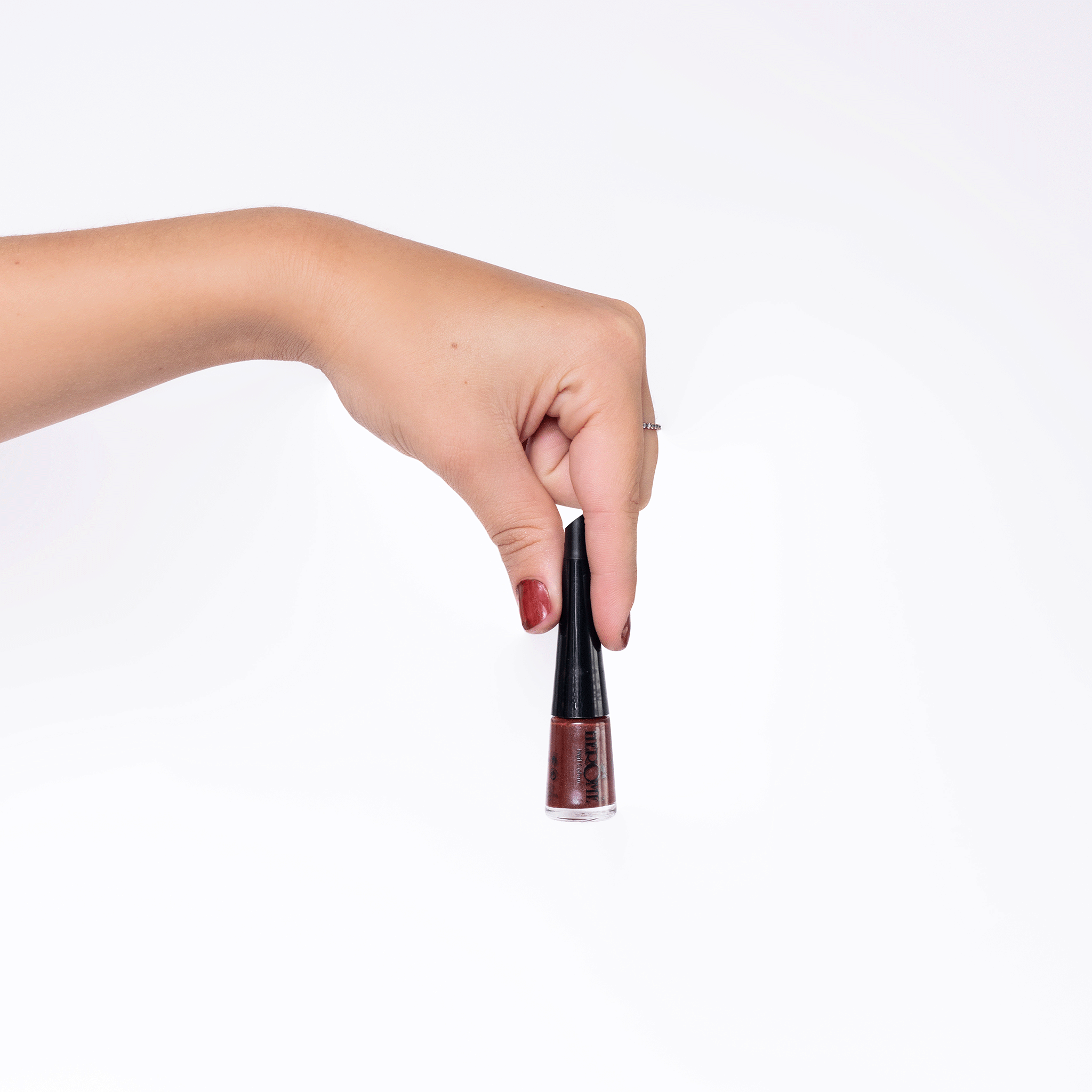 her-me-take-away-nagelfarbe-36-nagellack-4-ml image 2