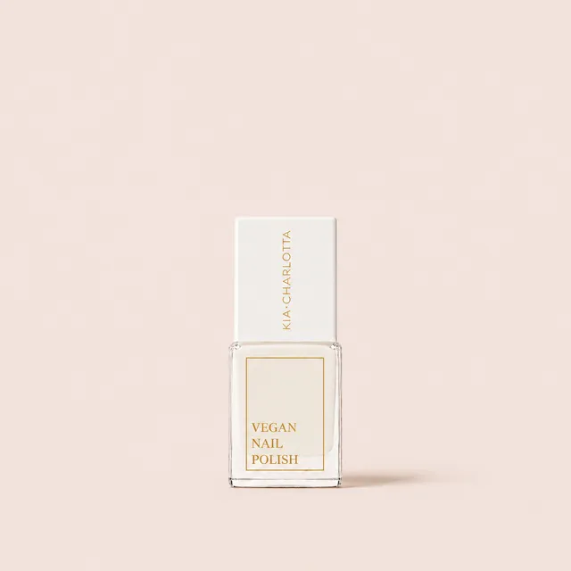 kia-charlotta-serenity-nagellack-off-white-creme-2 image 1